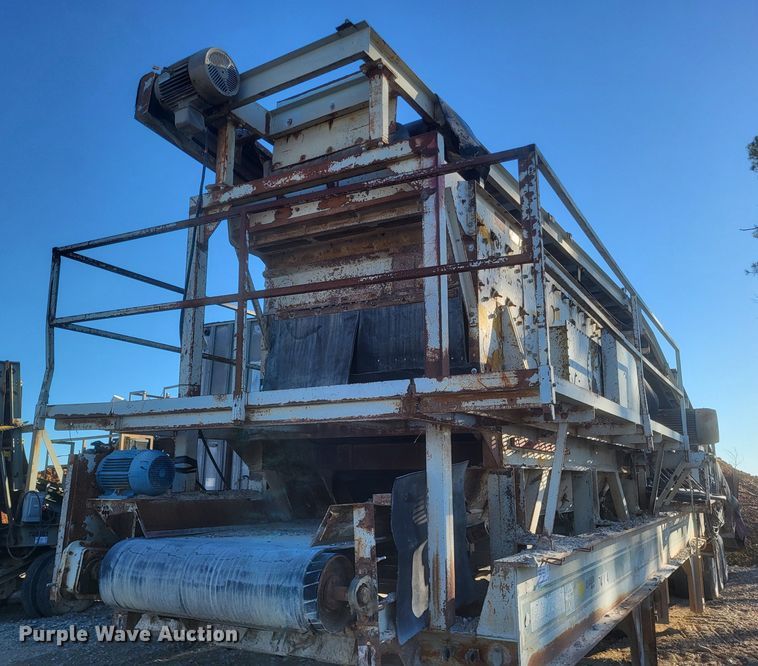 image for item DQ3838 Fab Tec crushing plant