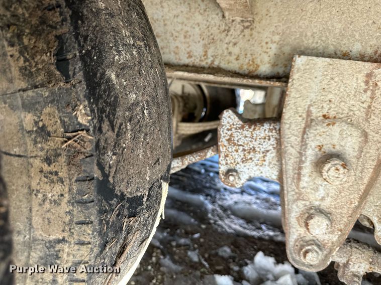 image for item DQ6578 1995 Interstate 20DT equipment trailer