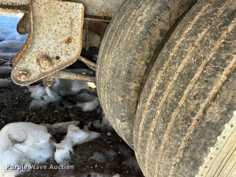 image for item DQ6578 1995 Interstate 20DT equipment trailer