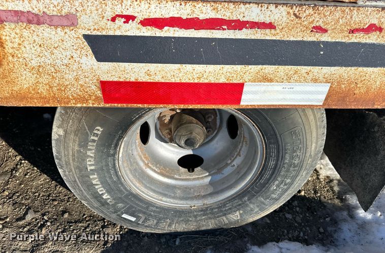 image for item DQ6578 1995 Interstate 20DT equipment trailer