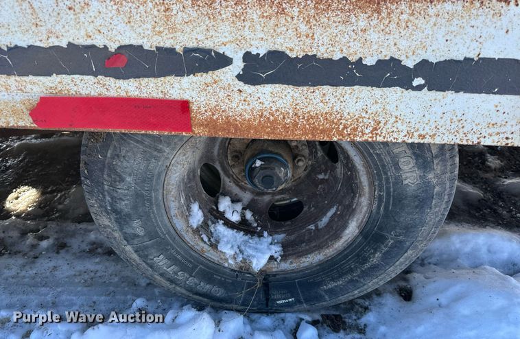 image for item DQ6578 1995 Interstate 20DT equipment trailer