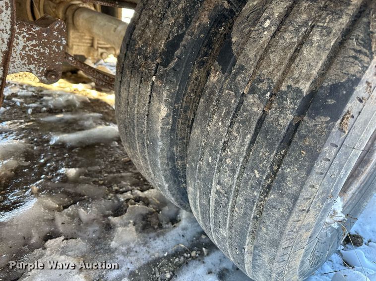 image for item DQ6578 1995 Interstate 20DT equipment trailer