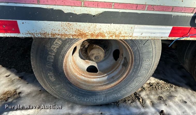 image for item DQ6579 1990 Interstate 20DT A equipment trailer