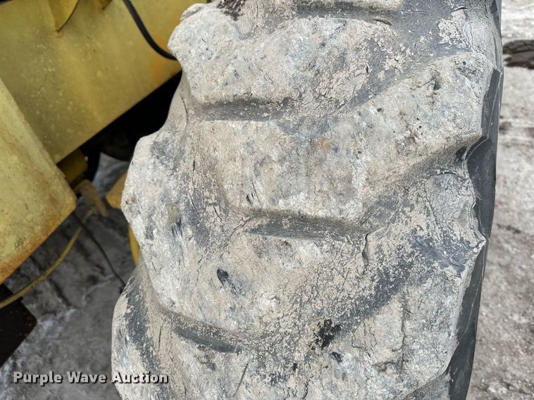 image for item DQ6580 1965 Champion rigid frame motor grader