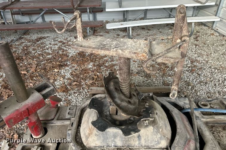 image for item DQ6582 Coats 40-40A tire machine