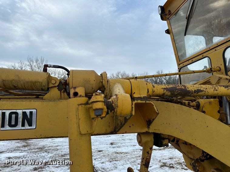 image for item DQ6583 1969 Galion 118 series B rigid frame motor grader