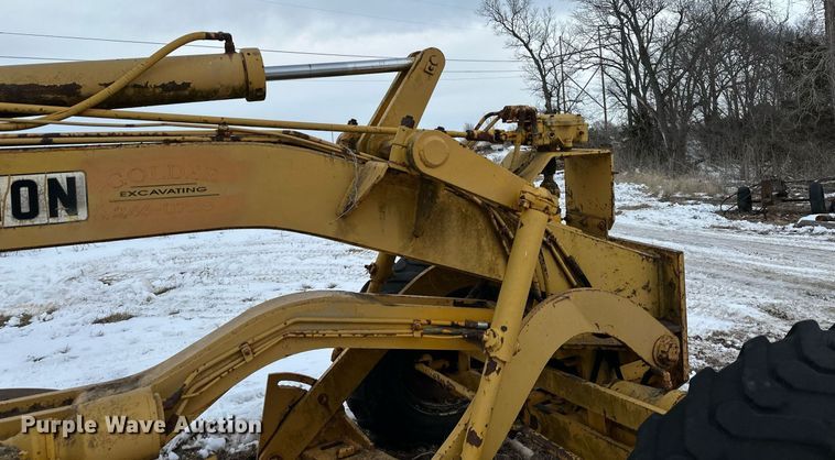 image for item DQ6583 1969 Galion 118 series B rigid frame motor grader