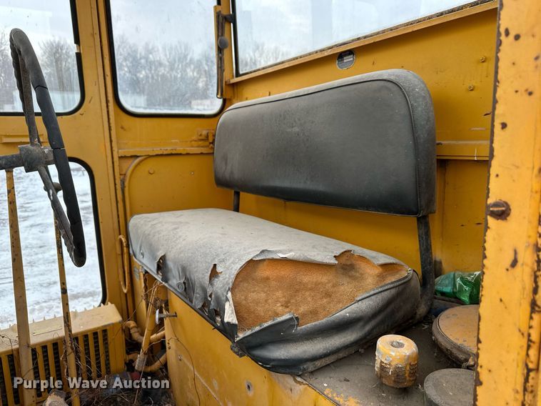 image for item DQ6583 1969 Galion 118 series B rigid frame motor grader