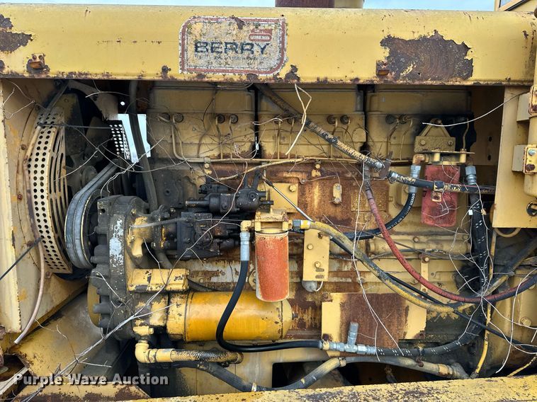 image for item DQ6583 1969 Galion 118 series B rigid frame motor grader