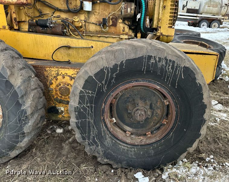 image for item DQ6583 1969 Galion 118 series B rigid frame motor grader