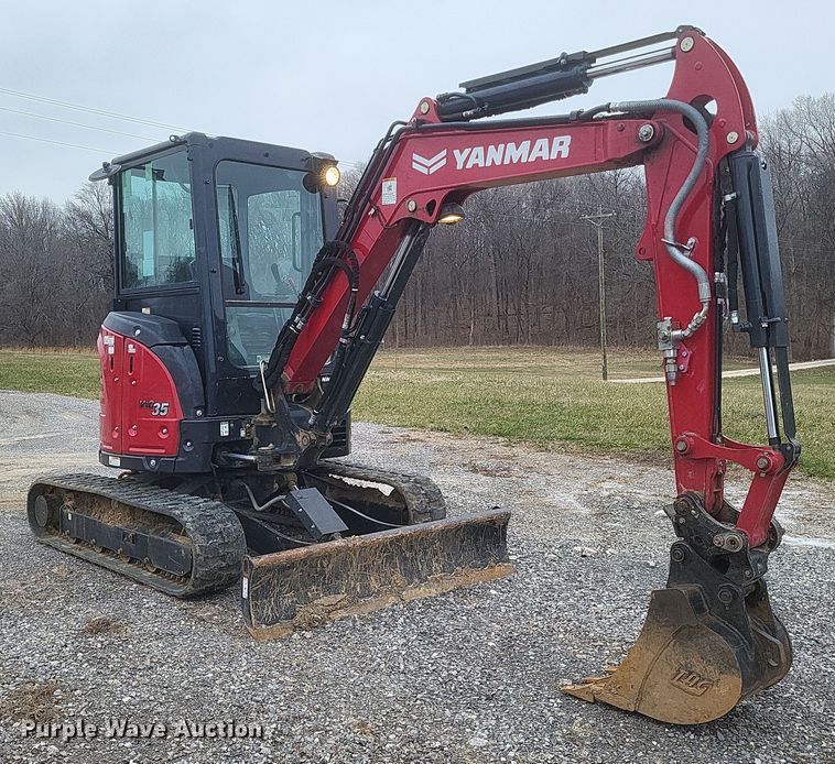 image for item DS5182 2021 Yanmar ViO35 mini excavator