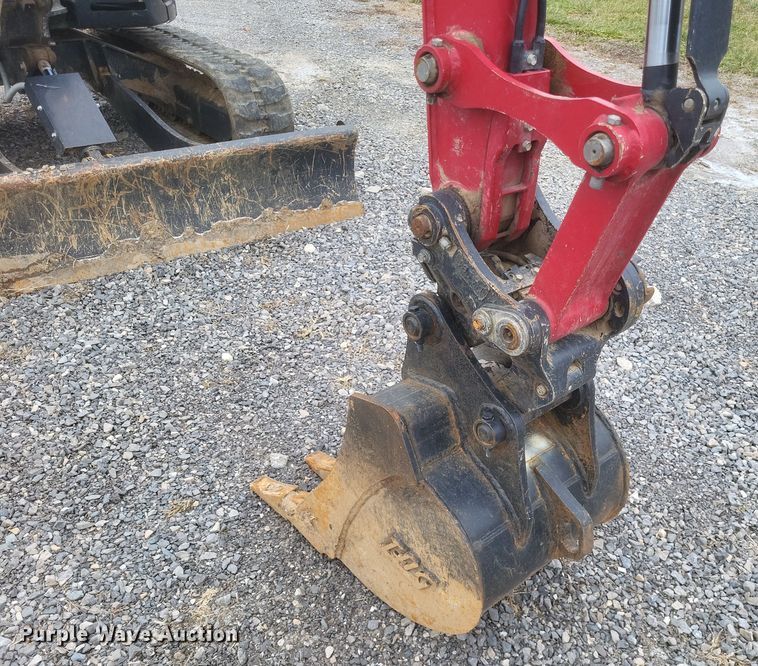 image for item DS5182 2021 Yanmar ViO35 mini excavator