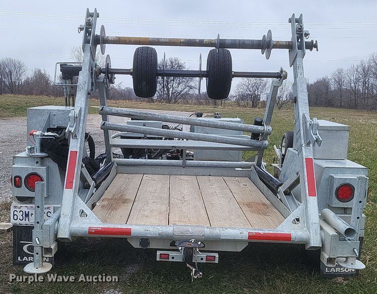 image for item DS5183 2023 Larson 5620 reel trailer
