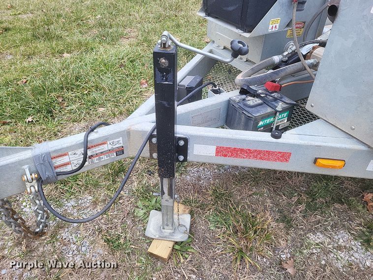 image for item DS5183 2023 Larson 5620 reel trailer