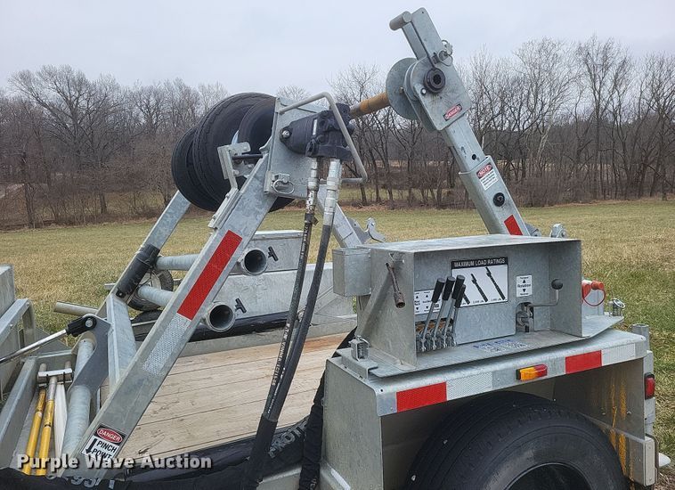 image for item DS5183 2023 Larson 5620 reel trailer