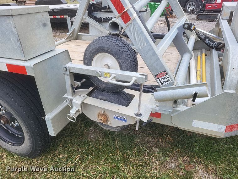 image for item DS5183 2023 Larson 5620 reel trailer