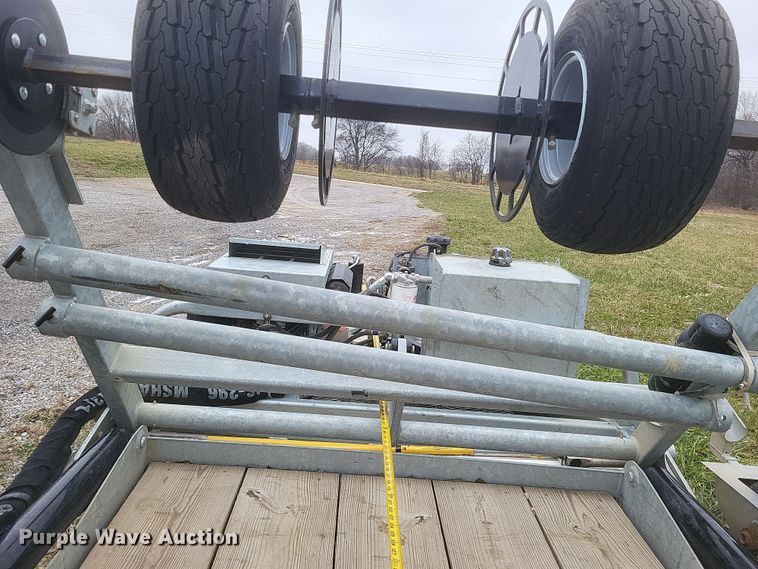 image for item DS5183 2023 Larson 5620 reel trailer