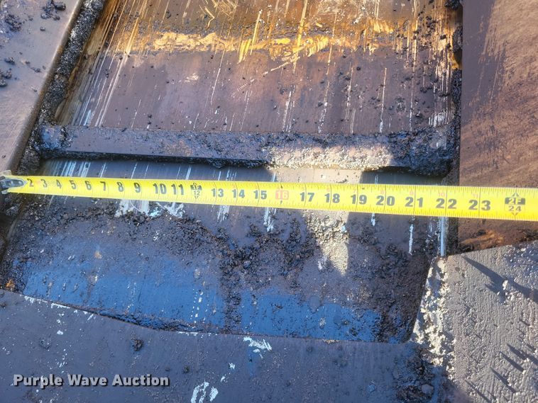 image for item DS5193 2019 Mauldin 1750-C paver