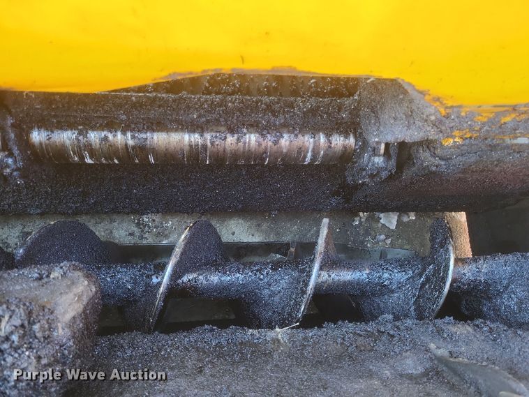 image for item DS5193 2019 Mauldin 1750-C paver