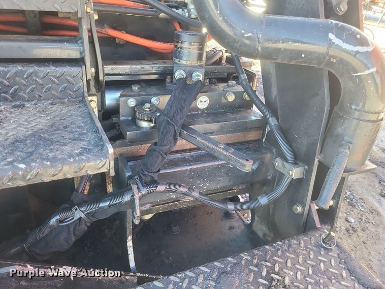 image for item DS5193 2019 Mauldin 1750-C paver