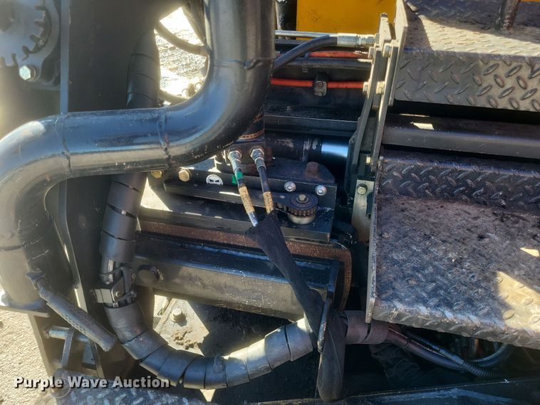 image for item DS5193 2019 Mauldin 1750-C paver