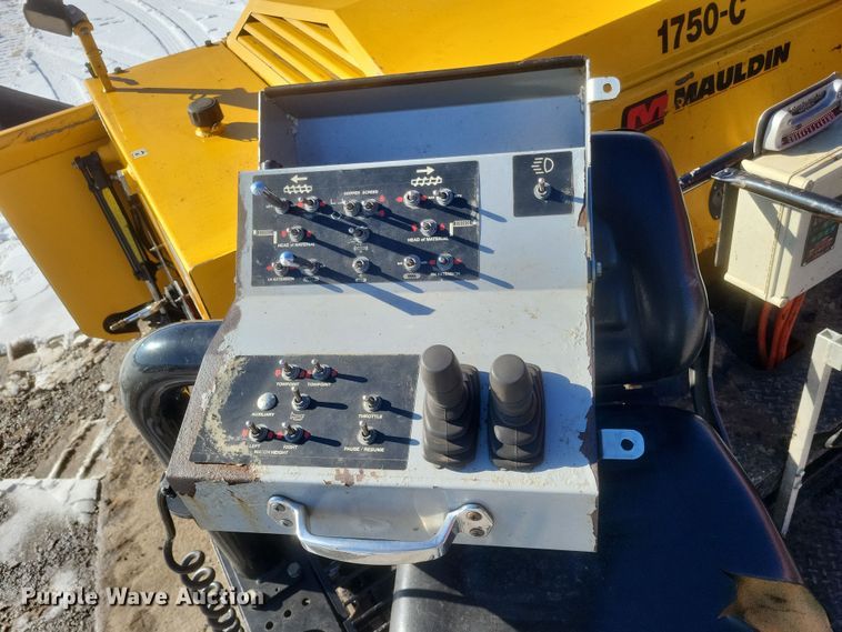 image for item DS5193 2019 Mauldin 1750-C paver