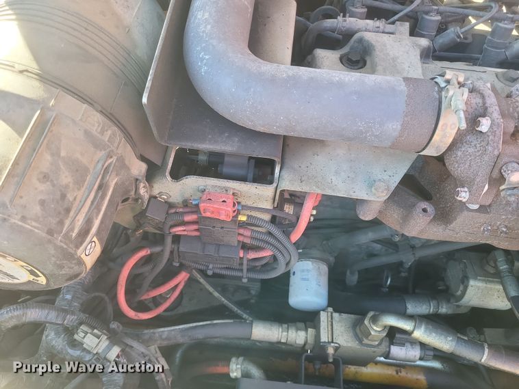 image for item DS5193 2019 Mauldin 1750-C paver