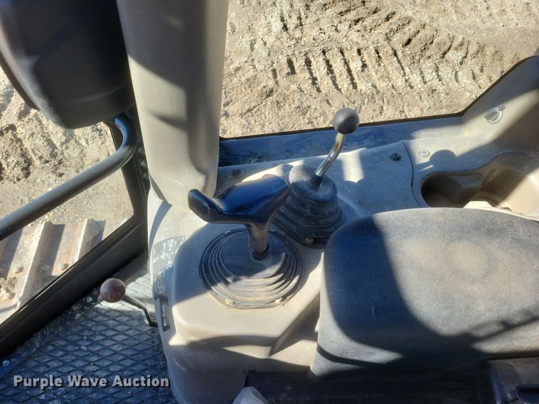 image for item DS5199 2009 Case 650K WT Series 3 dozer