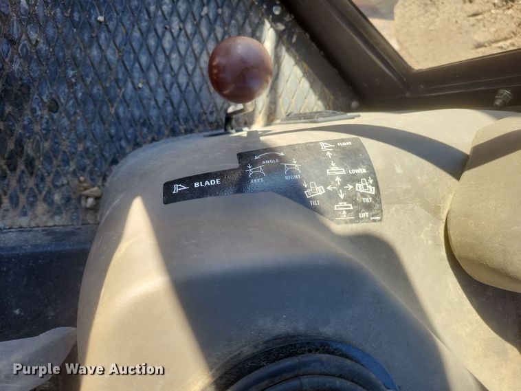 image for item DS5199 2009 Case 650K WT Series 3 dozer