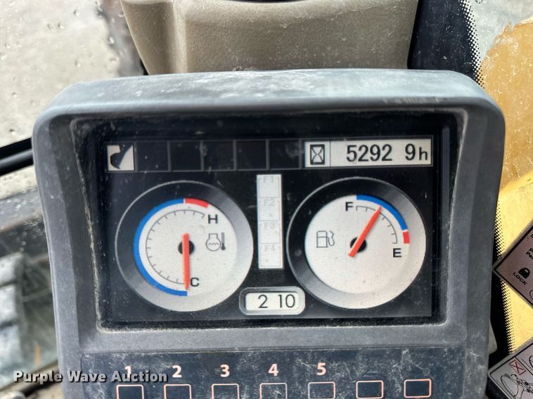 image for item DT2003 2012 John Deere 85D mini excavator