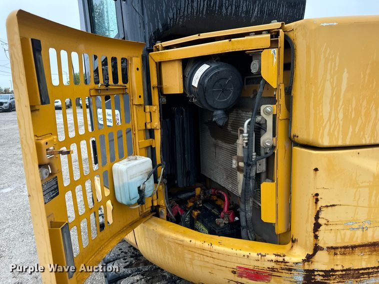 image for item DT2003 2012 John Deere 85D mini excavator