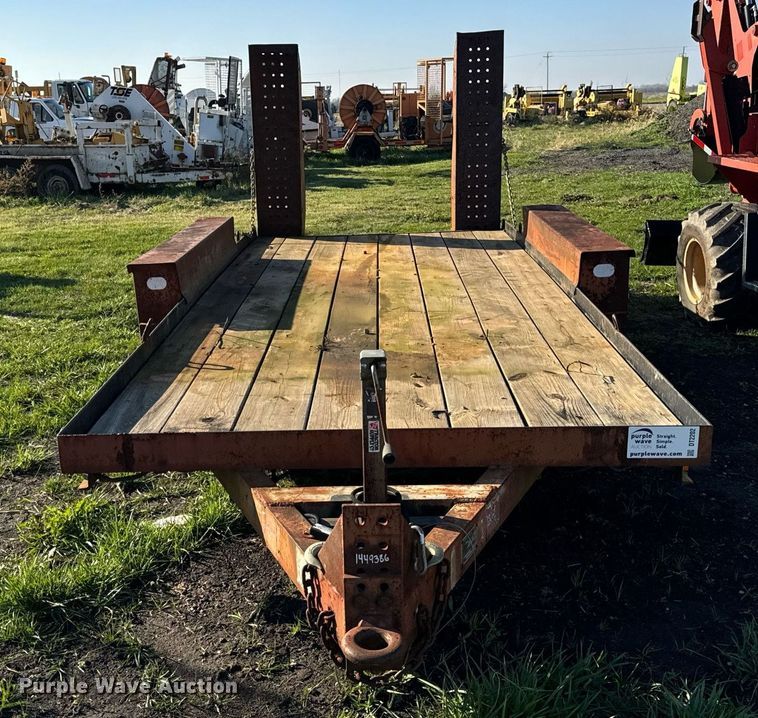 image for item DT2202 1996 Belshe CT2 equipment trailer