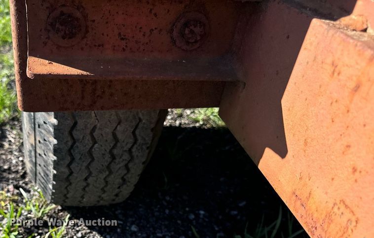 image for item DT2202 1996 Belshe CT2 equipment trailer