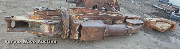 image for item DT5453 Labounty UP70R rotating shear