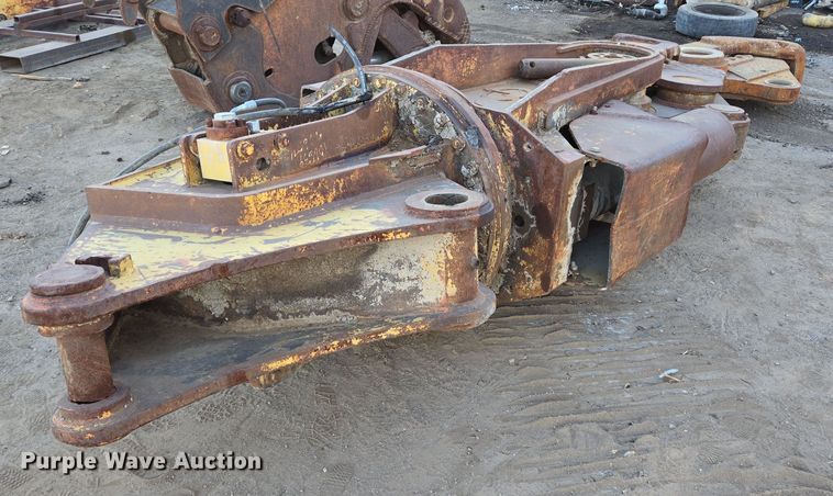 image for item DT5453 Labounty UP70R rotating shear