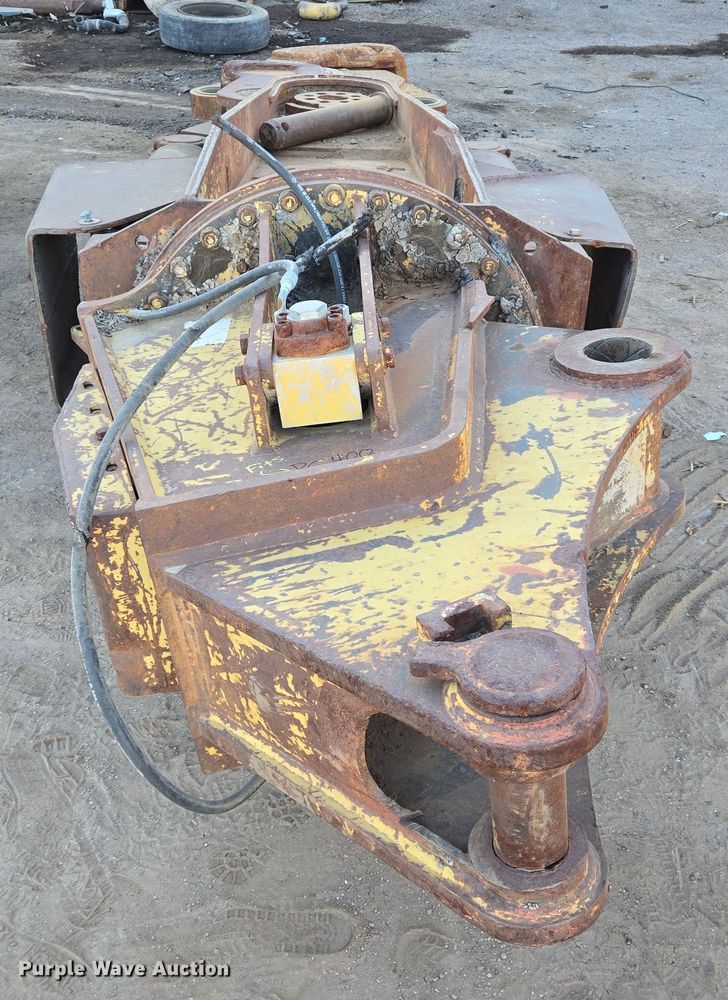 image for item DT5453 Labounty UP70R rotating shear