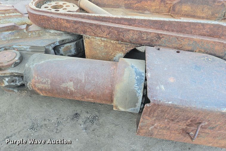 image for item DT5453 Labounty UP70R rotating shear