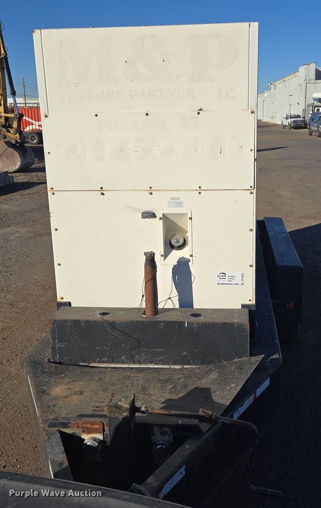 image for item DT5454 WhisperWatt DF-4400SSV generator