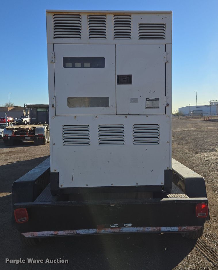 image for item DT5454 WhisperWatt DF-4400SSV generator