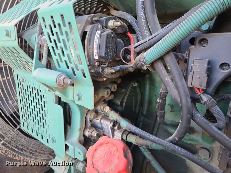 image for item DT5454 WhisperWatt DF-4400SSV generator