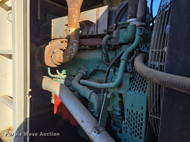 image for item DT5454 WhisperWatt DF-4400SSV generator