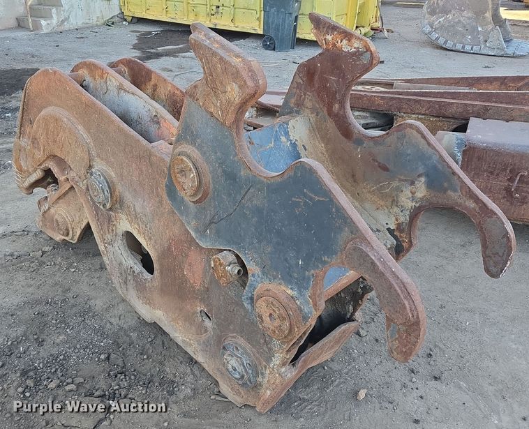 image for item DT5458 Concrete pulverizer