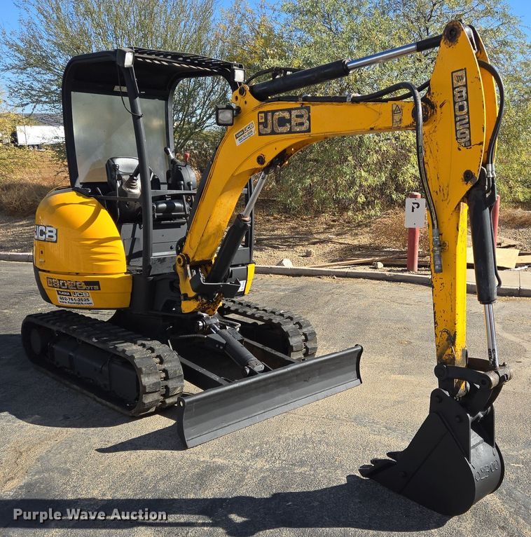 image for item DT5461 2014 JCB 8029CTS mini excavator