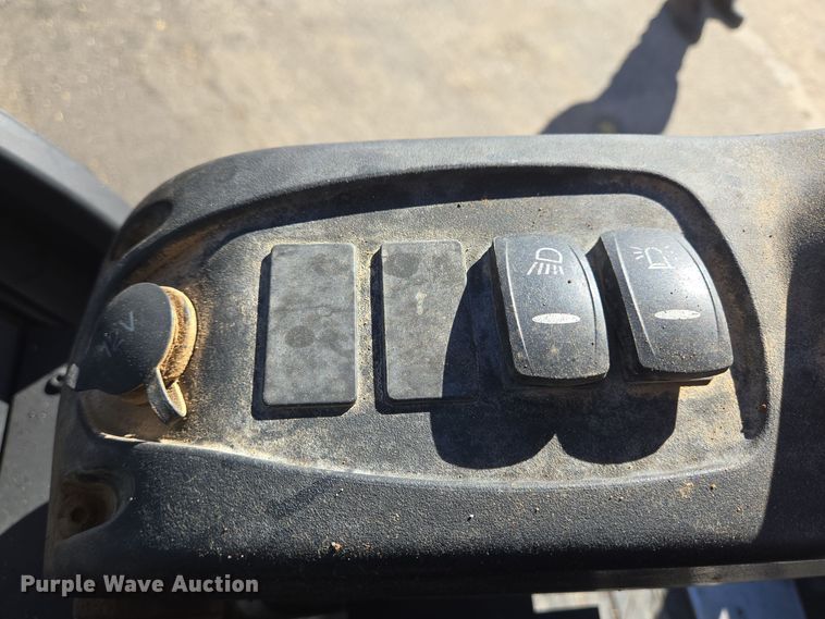 image for item DT5461 2014 JCB 8029CTS mini excavator