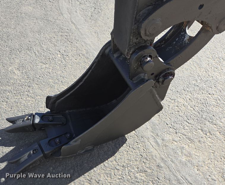 image for item DT5462 2015 Bobcat E20 mini excavator