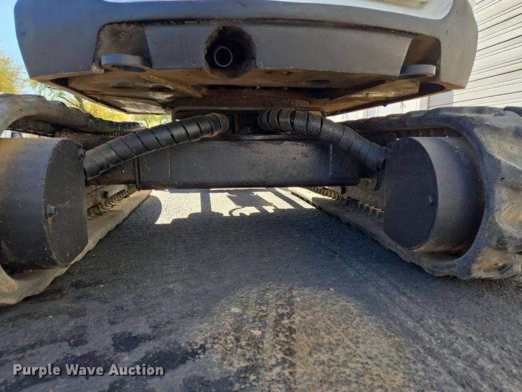 image for item DT5462 2015 Bobcat E20 mini excavator