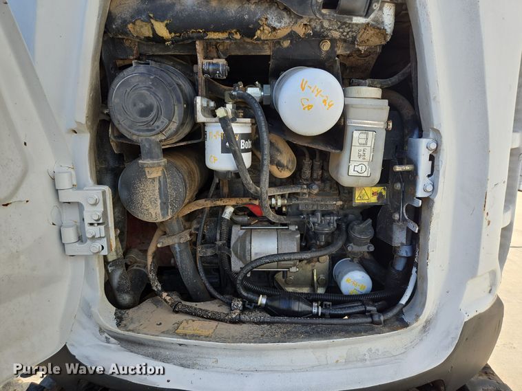 image for item DT5462 2015 Bobcat E20 mini excavator