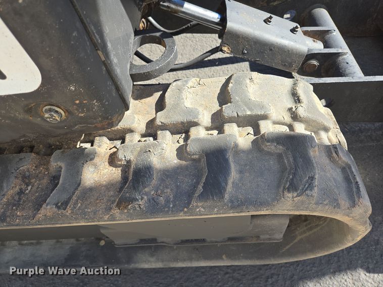 image for item DT5462 2015 Bobcat E20 mini excavator