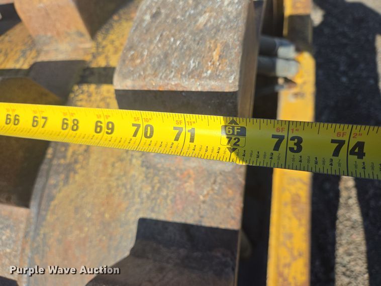 image for item DT5464 Hyster C600 single drum vibratory roller