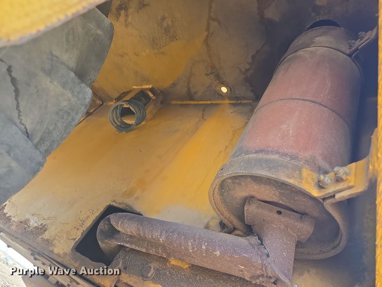 image for item DT5464 Hyster C600 single drum vibratory roller